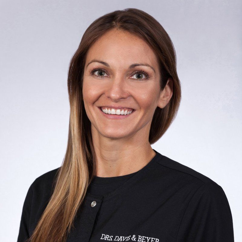 Caroline, CDA — Venice, FL — Davis & Beyer Dental Health Professionals