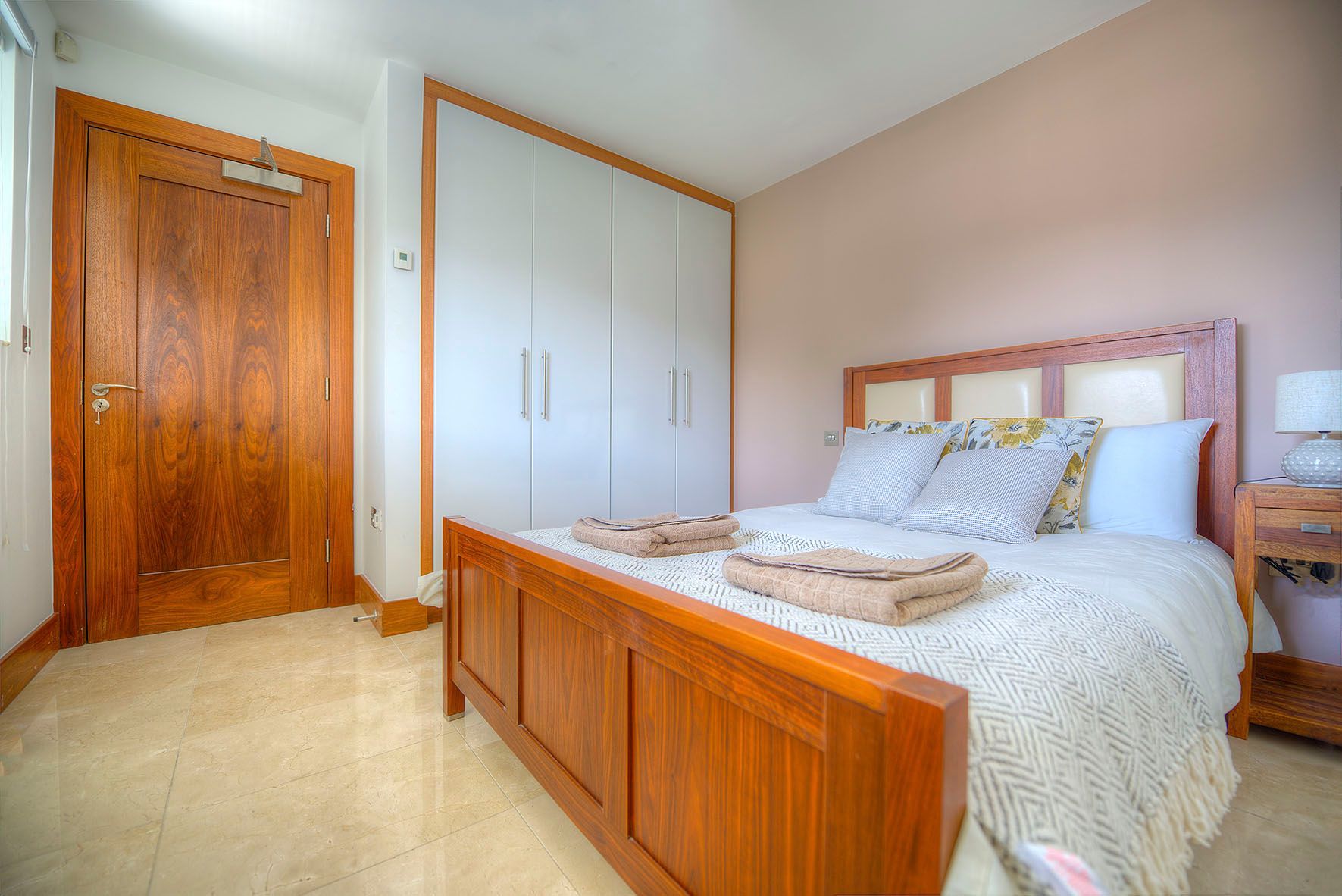 Tur An Tsaile Apartments Master Double Bedroom