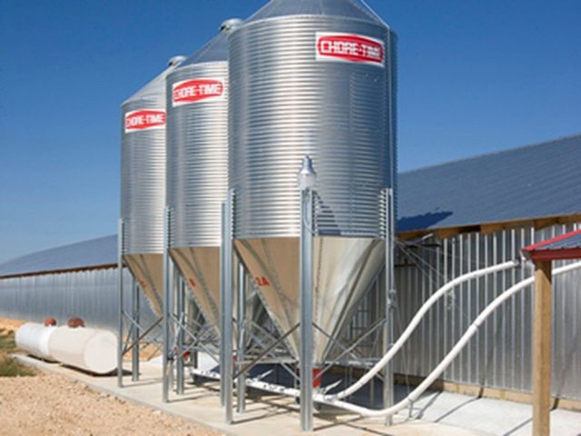 Commercial Poultry Feed Storage and Auger System