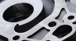 lavorazione di un metallo su misura