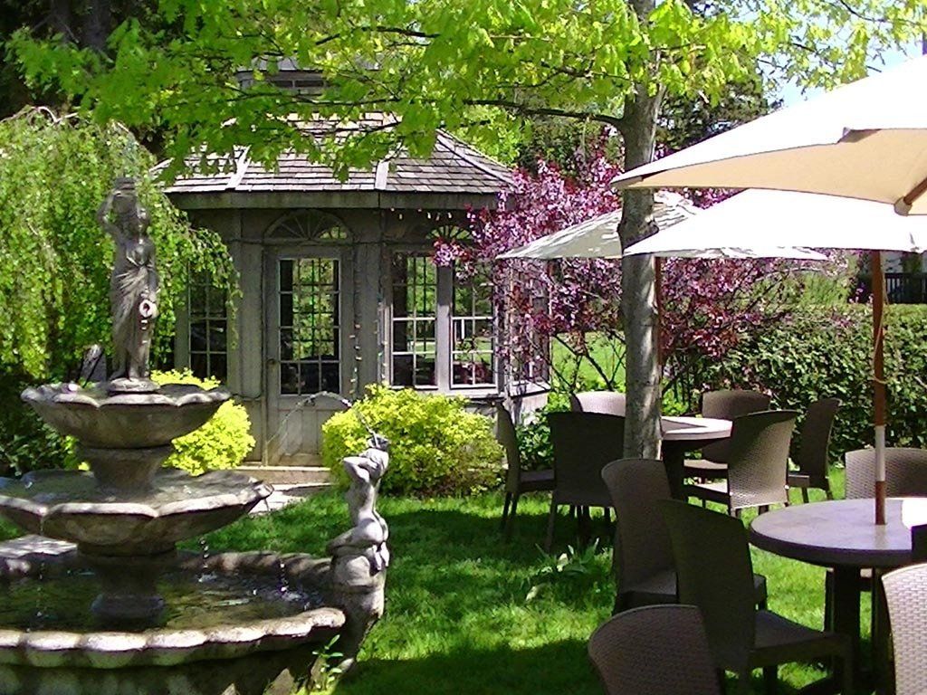 Outdoor sitting area at The Briars Resort