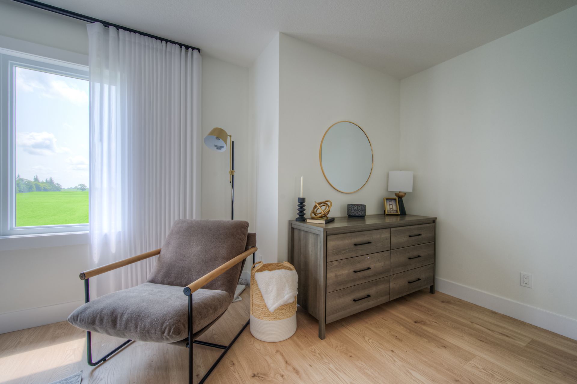 Arlington Meadows Model Home - located on 28 Munn Street, Paris ON