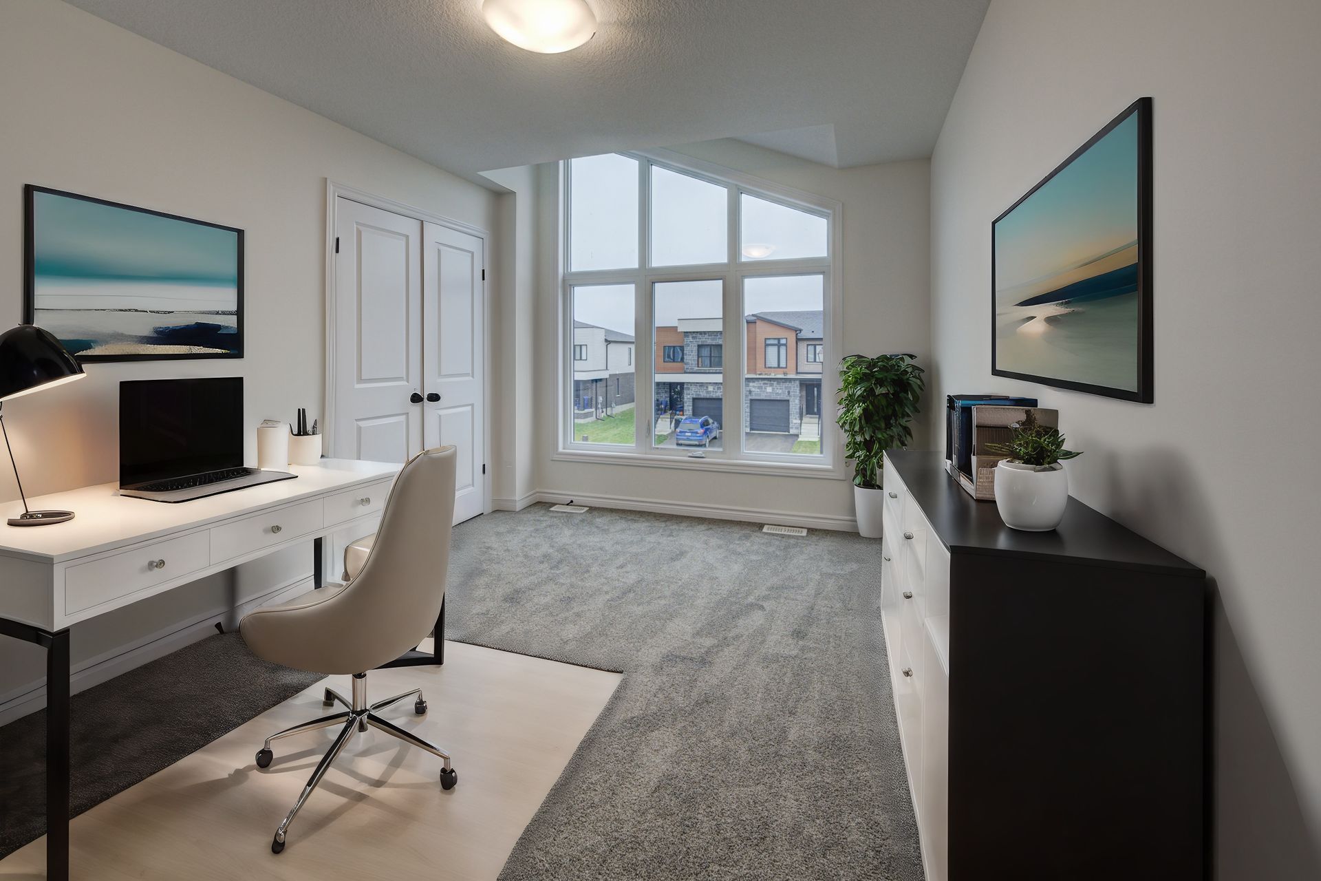 Move-in ready single detached home - 349 Bradshaw Drive, Stratford