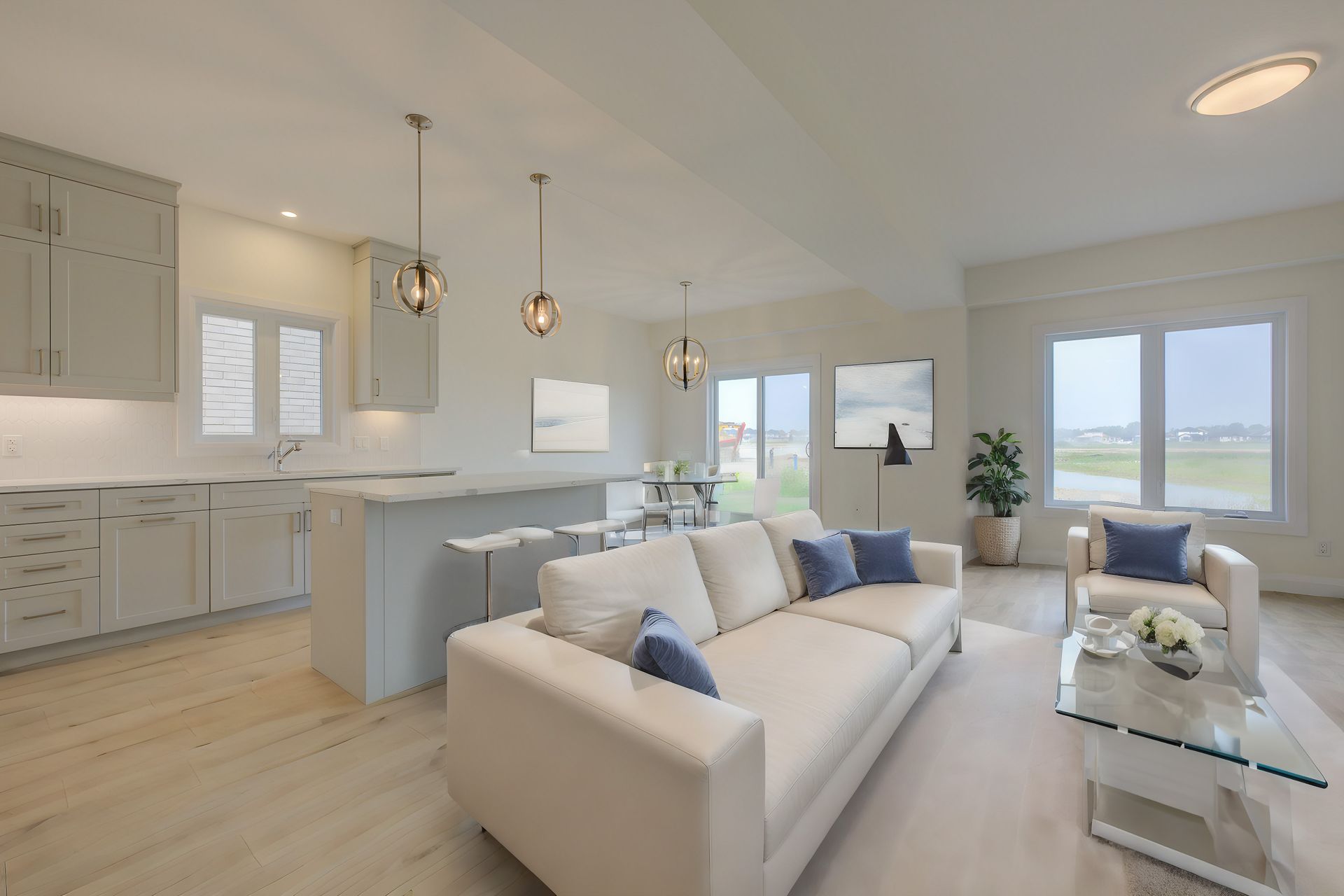 Move-in ready single detached home in Stratford, ON - 345 Bradshaw Drive