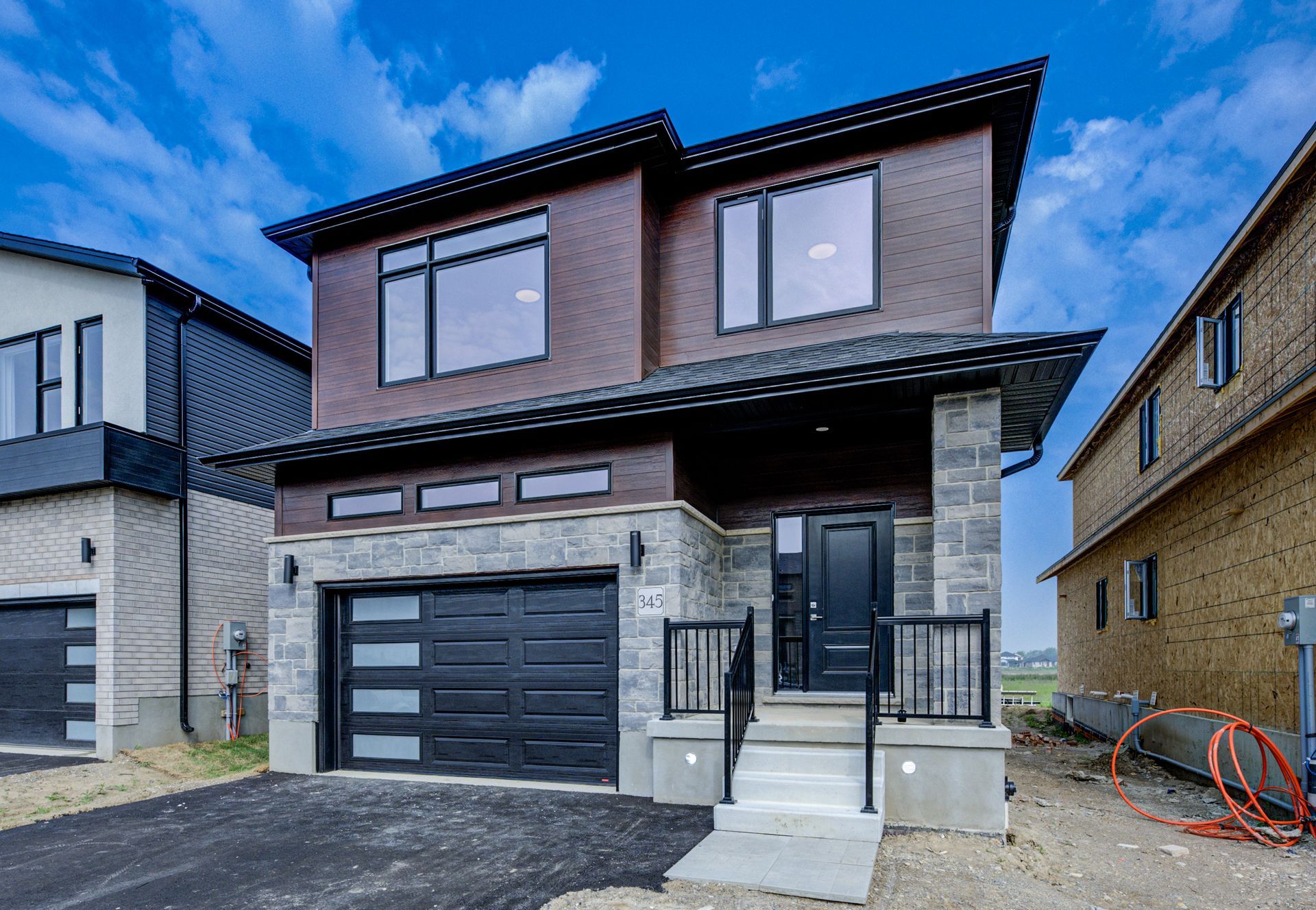 Move-in ready single detached home in Stratford, ON - 345 Bradshaw Drive