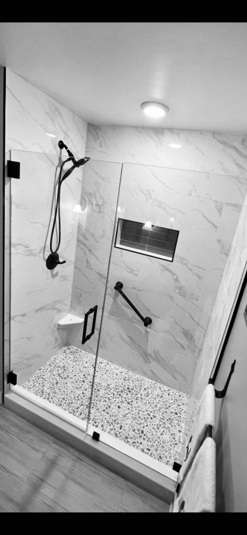bathroom remodeling bon air va, bathroom remodeling contractors, tub replacement, shower tile, tile flooring, vanity 