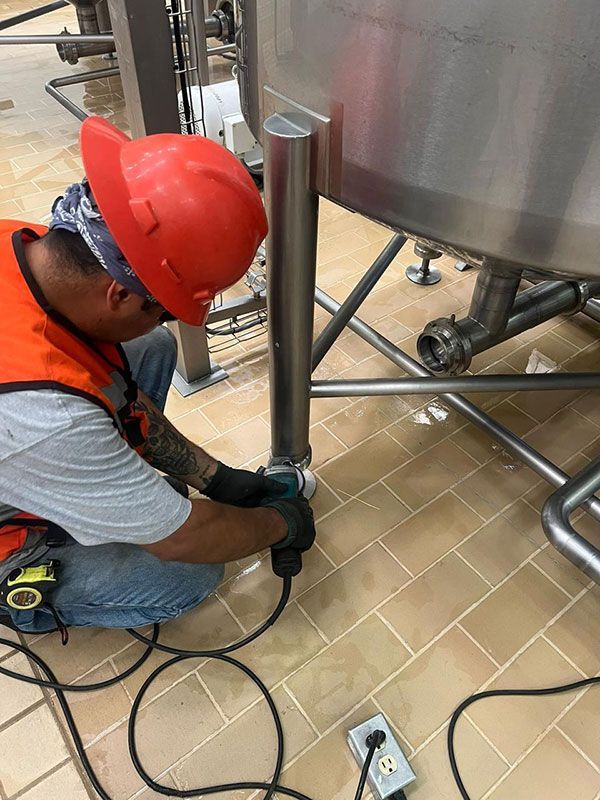 HERRERÍA COMERCIAL CHUY LOPEZ