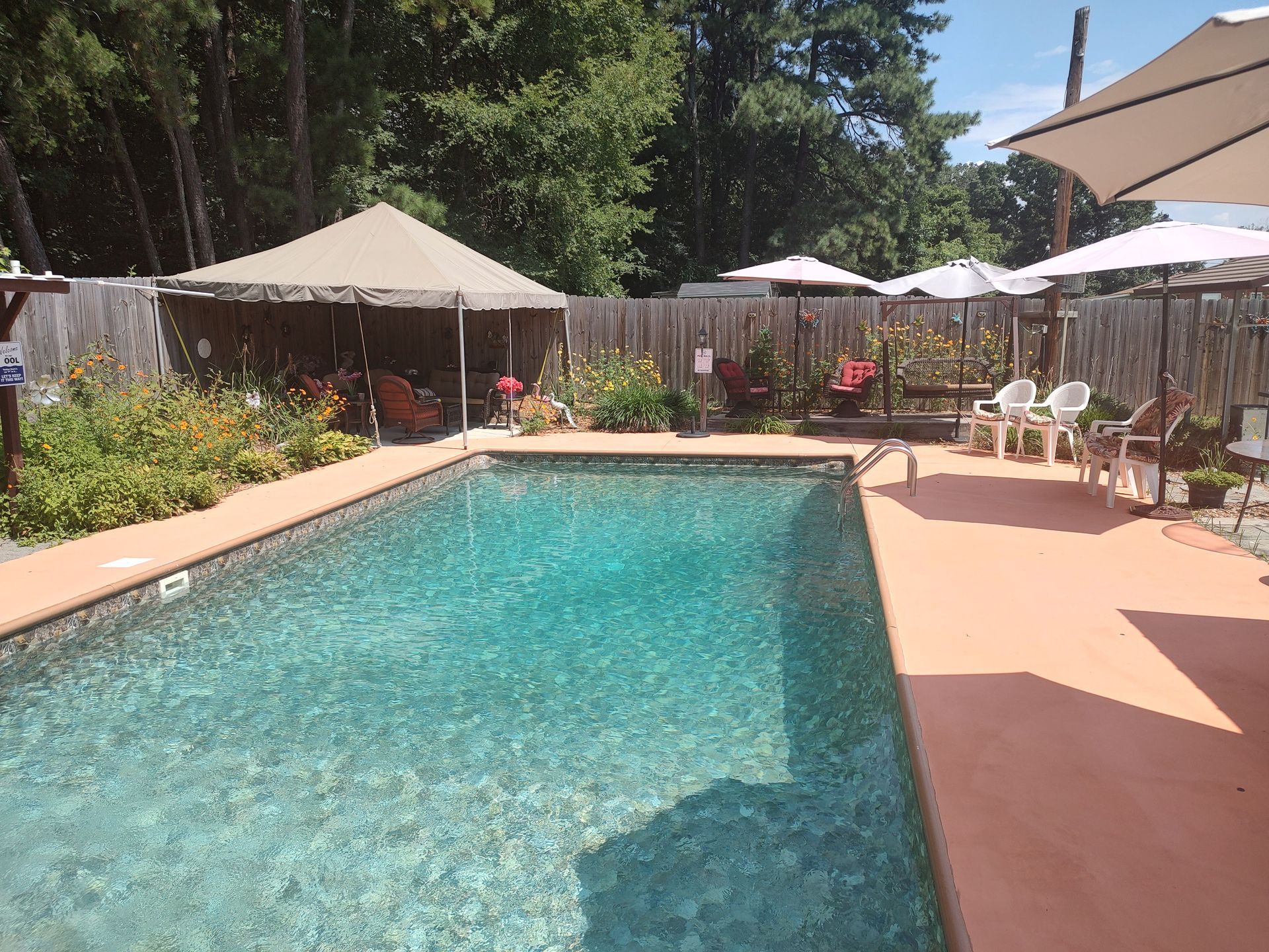 open mid-May to Oct 1st 9am to 9 pm Daily