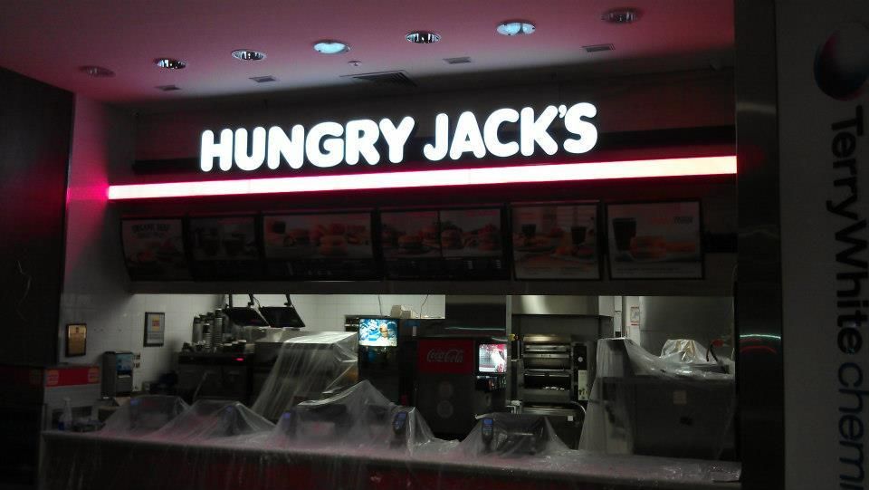 A Hungry Jack's Restaurant Is Lit up At Night — Signmax Bundaberg In Kensington, QLD