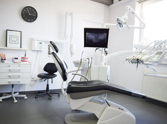 Professional Dental Equipment — Cleveland, OH — Dr. Bradley Cohn, D.D.S. Professional Dental Equipment — Cleveland, OH — Dr. Bradley Cohn, D.D.S.