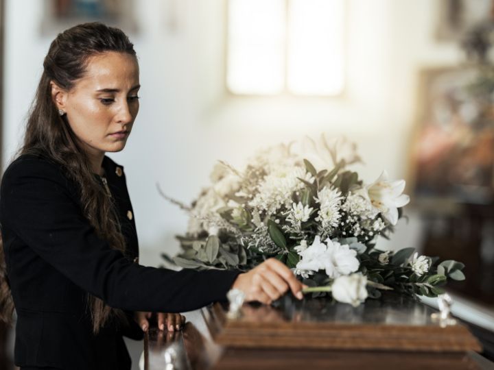 Planning a Funeral Service That Reflects a Loved One's Life