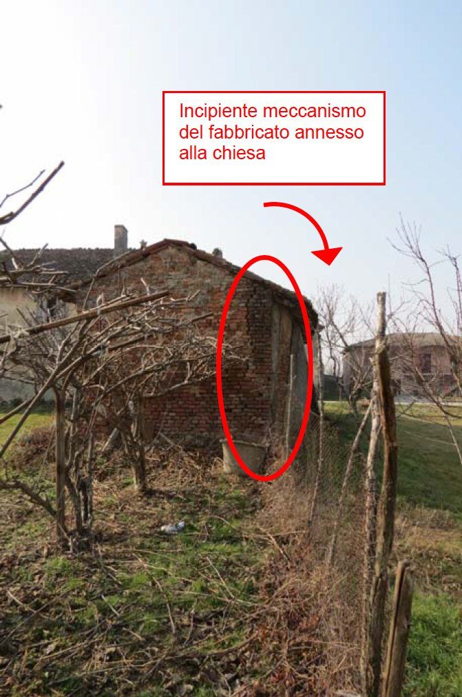 Building adjacent to the church in precarious static condition