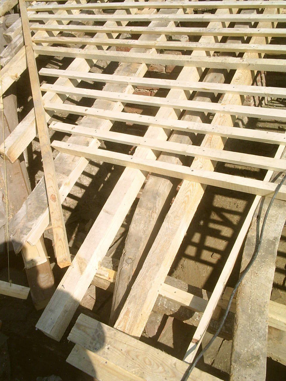 new structure with joists and cantinelle