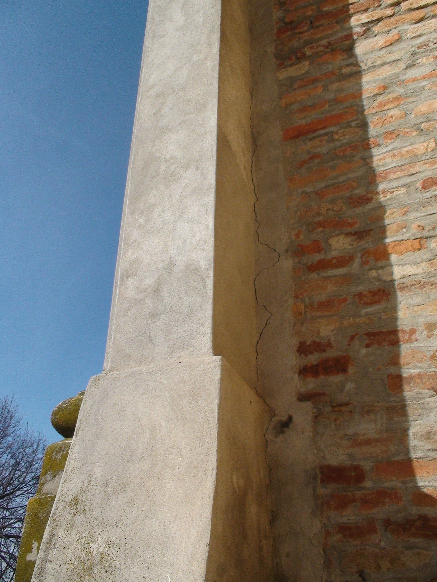 Vertical side-facing injury