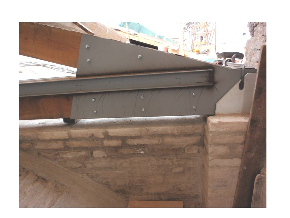 particular head support new rectified truss