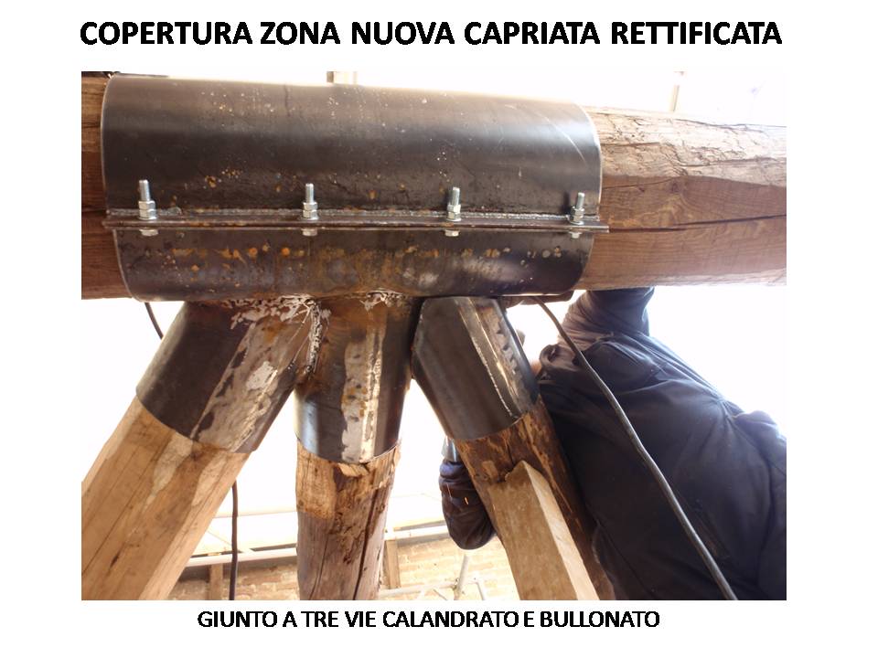 coverage area new rectified truss: detail of the calendered and bolted three-way joint