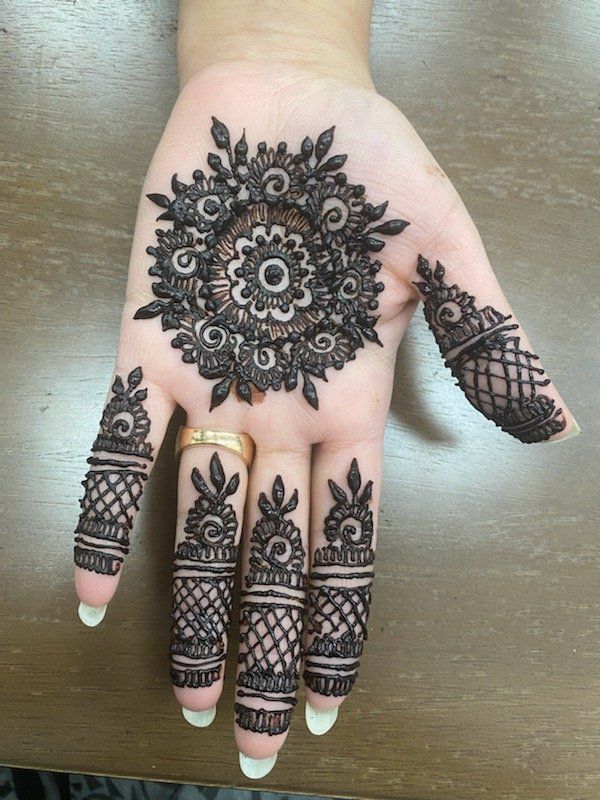 henna img