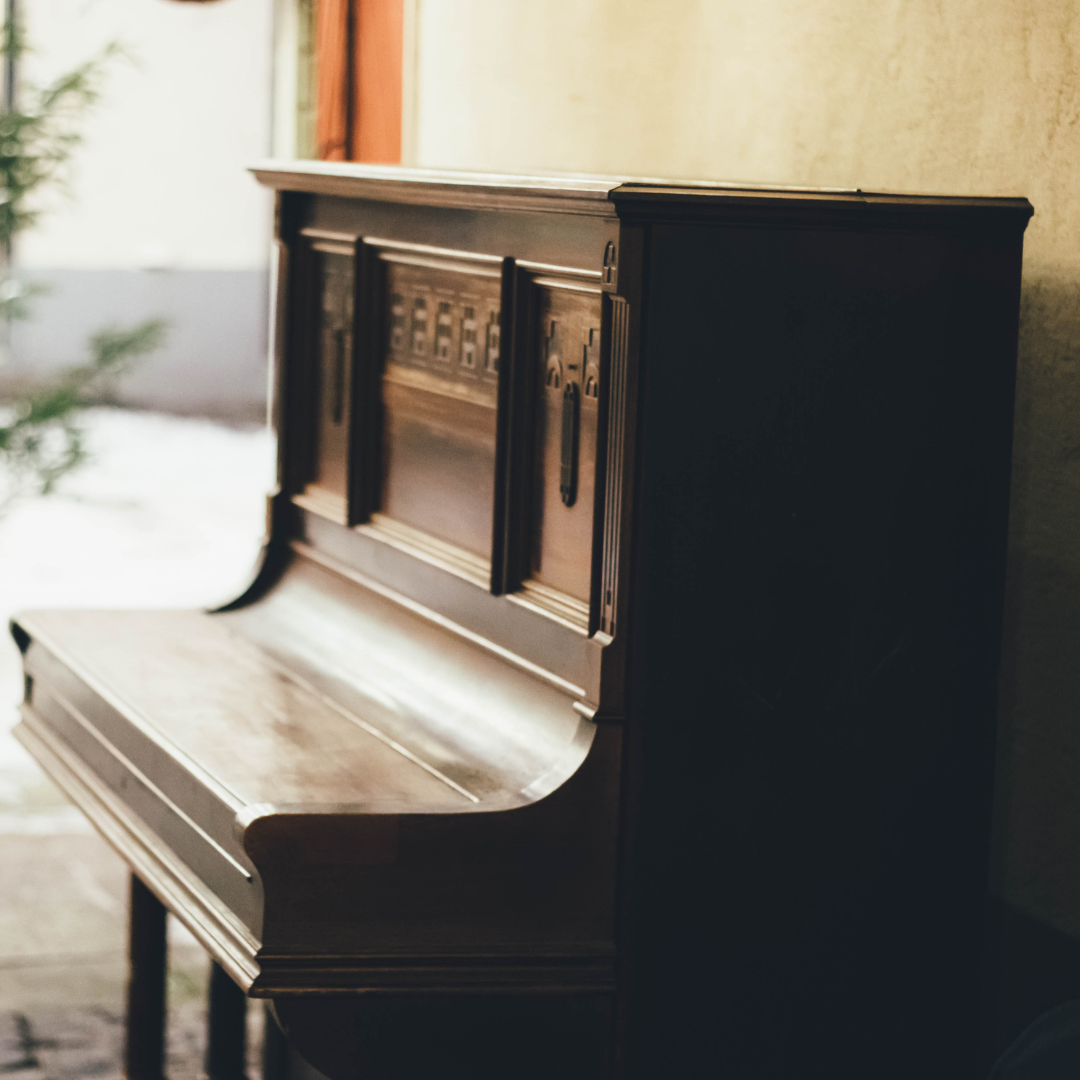 piano moving in house