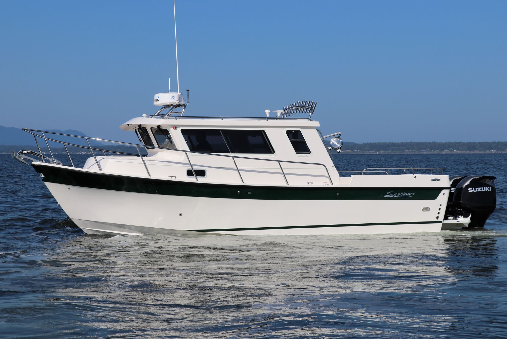 Roof Top Radar Arch by Tanner Manufacturing on a Sea Sport boat