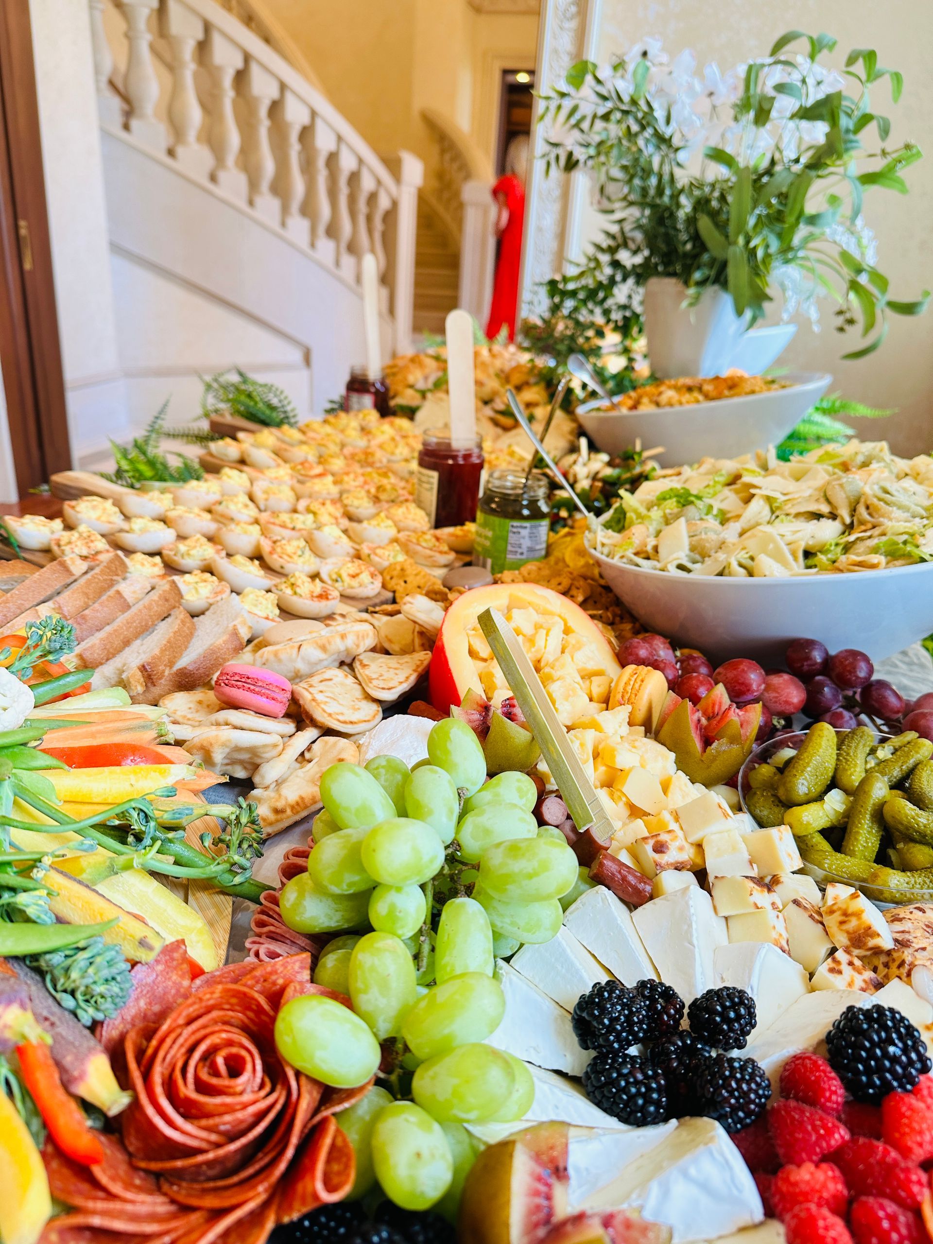 Charcuterie Board & Grazing Tables
