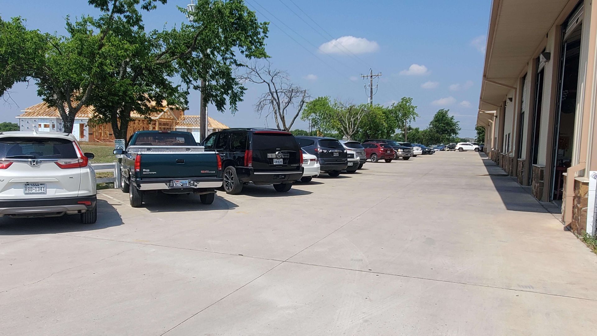 Shop Outdoor | EBA Automotive Repair