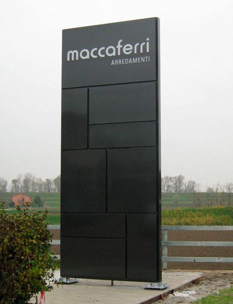 insegna informativa aziendale