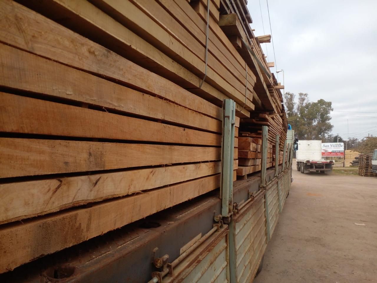 San Vicente - Corralón Maderera