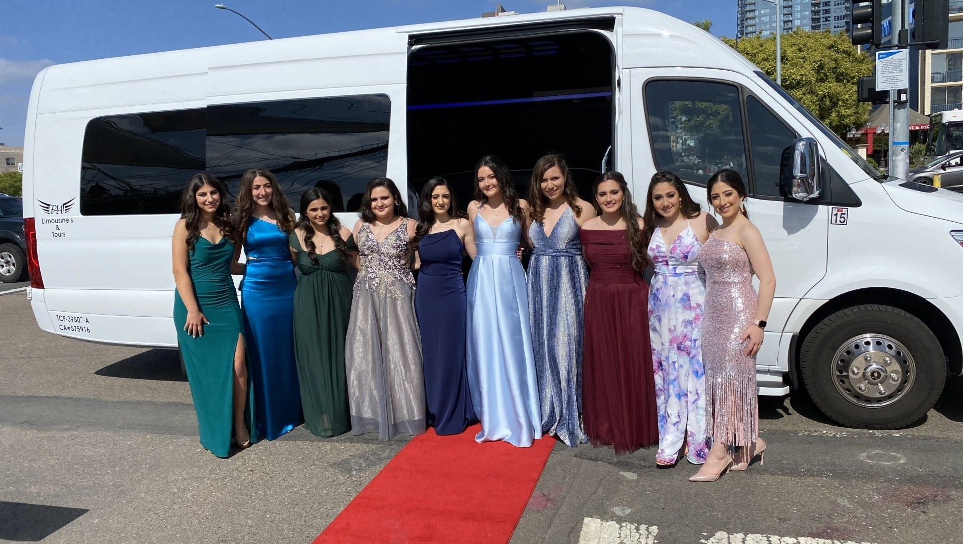 San Diego Prom Transportation, FAA Limousines & Tours