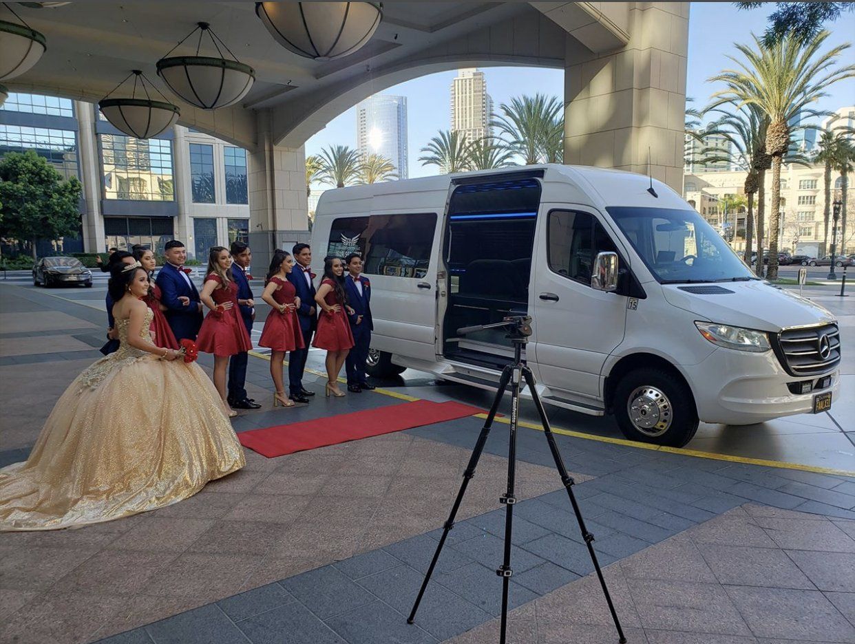 San Diego Quinceanera Transportation, FAA Limousines & Tours