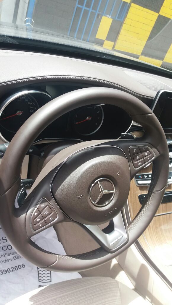 PIJAMAS CUBREAUTOS Y TIMONES