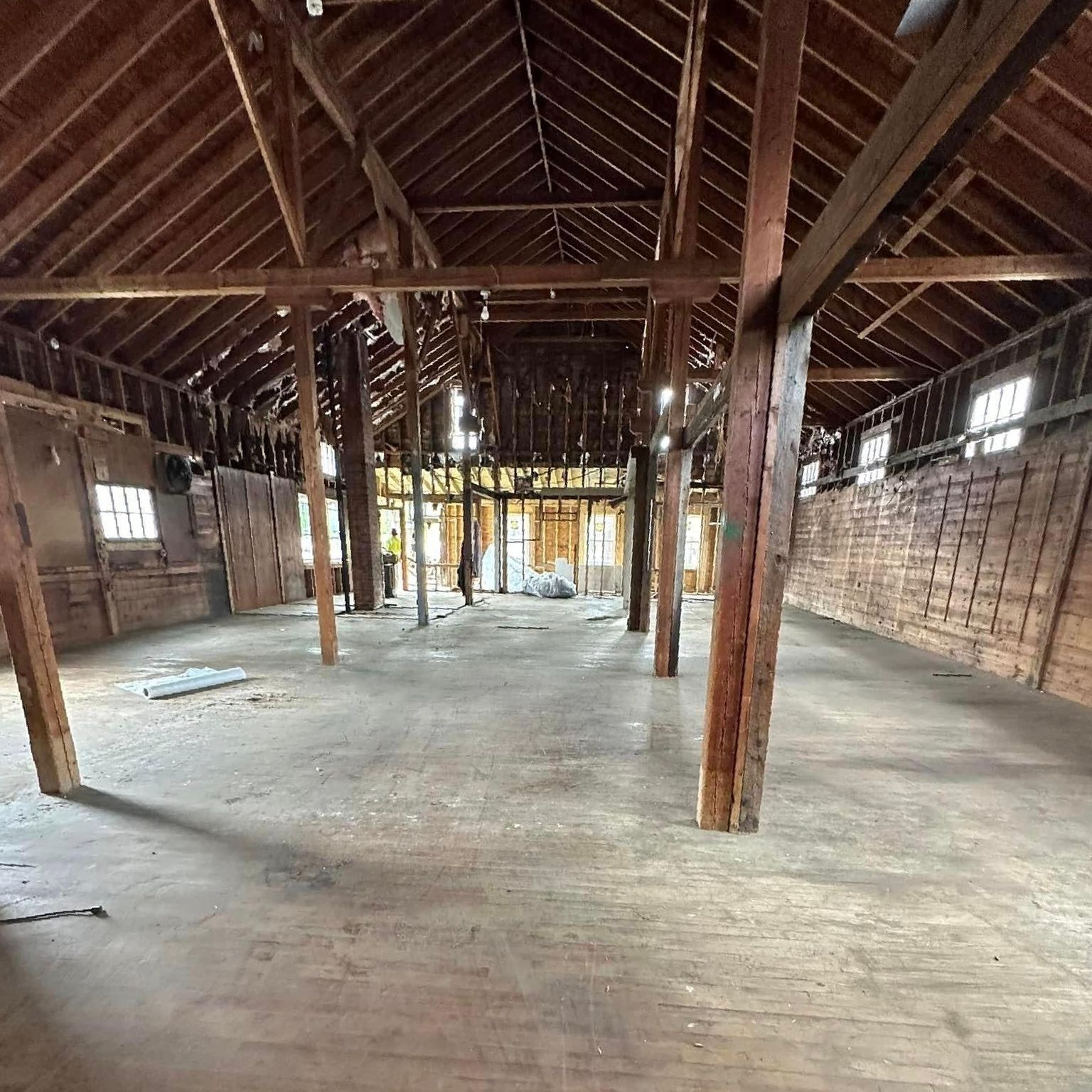 garage with exposed timbers