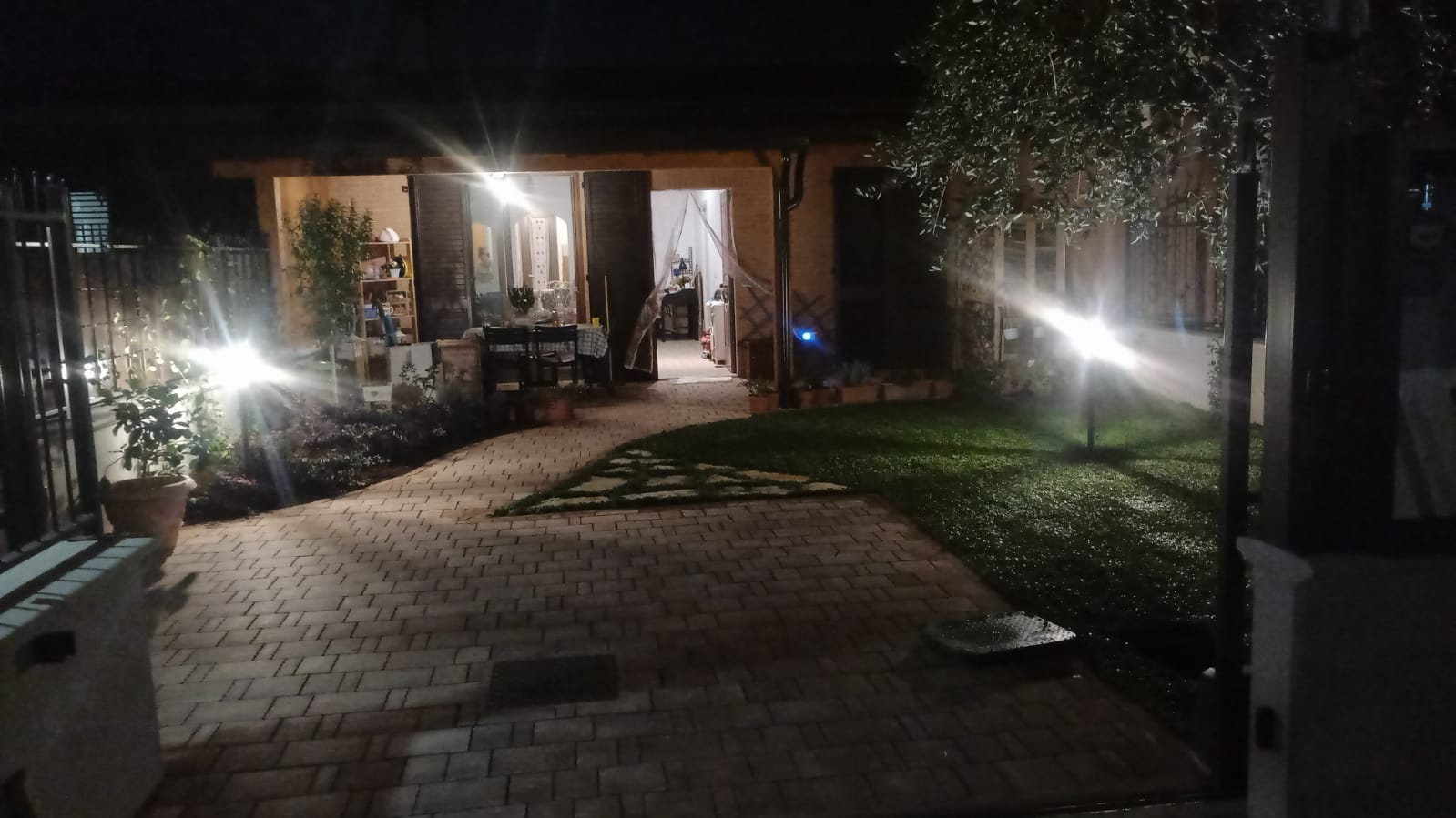 sistemi di illuminazione giardini