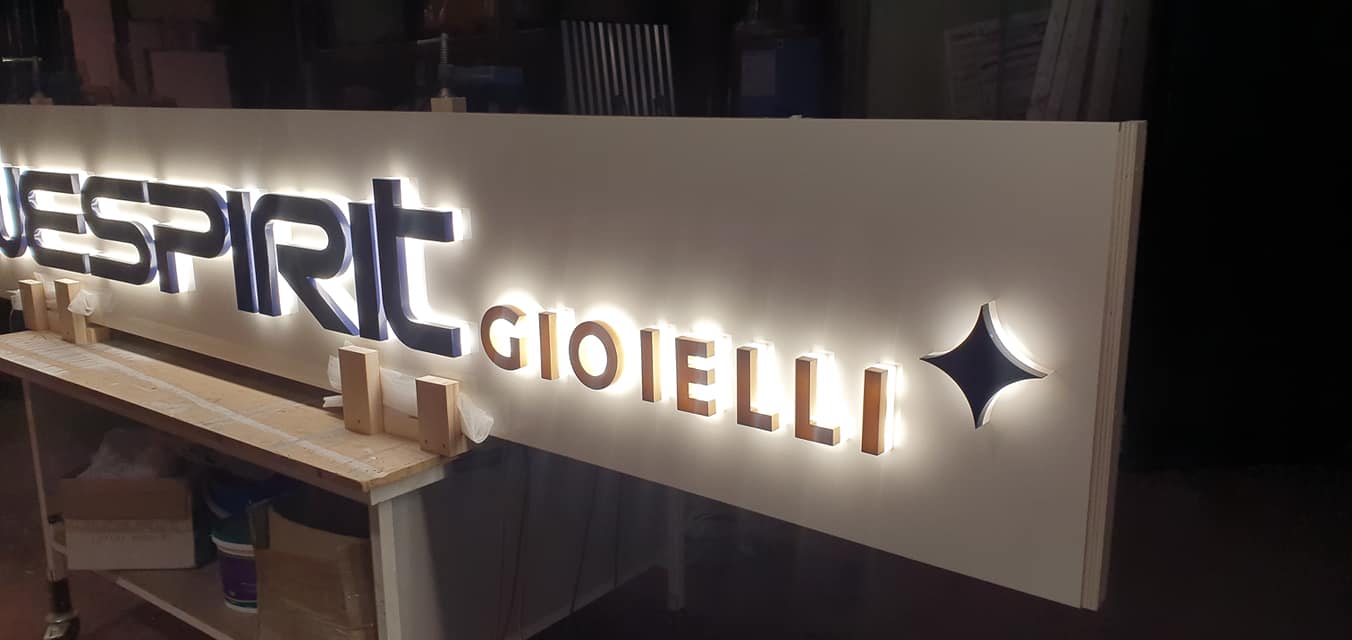 impianti di illuminazione per negozi