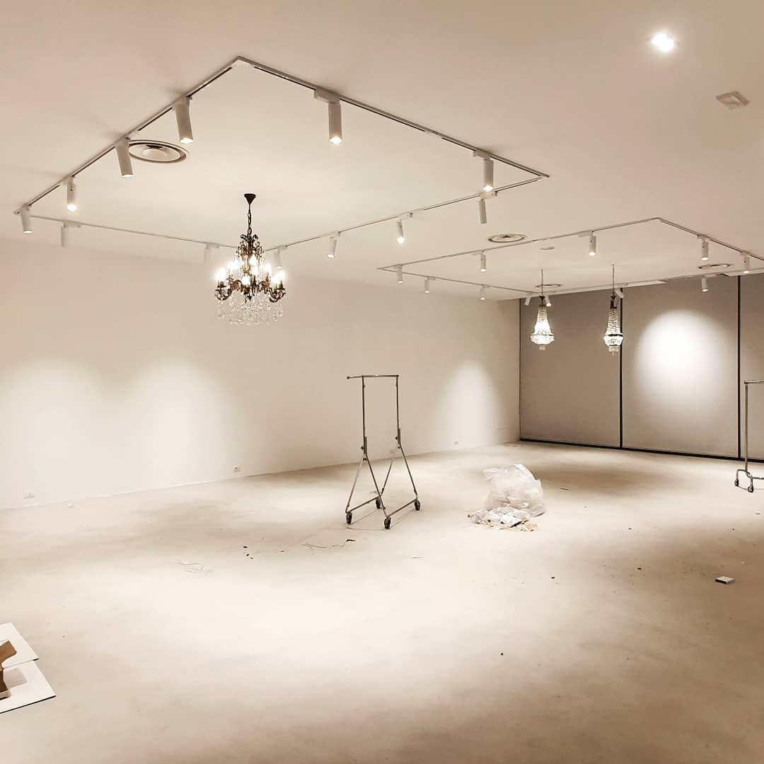 illuminazione attività commerciali