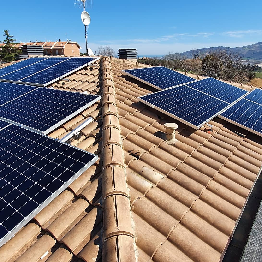 montaggio impianti fotovoltaici