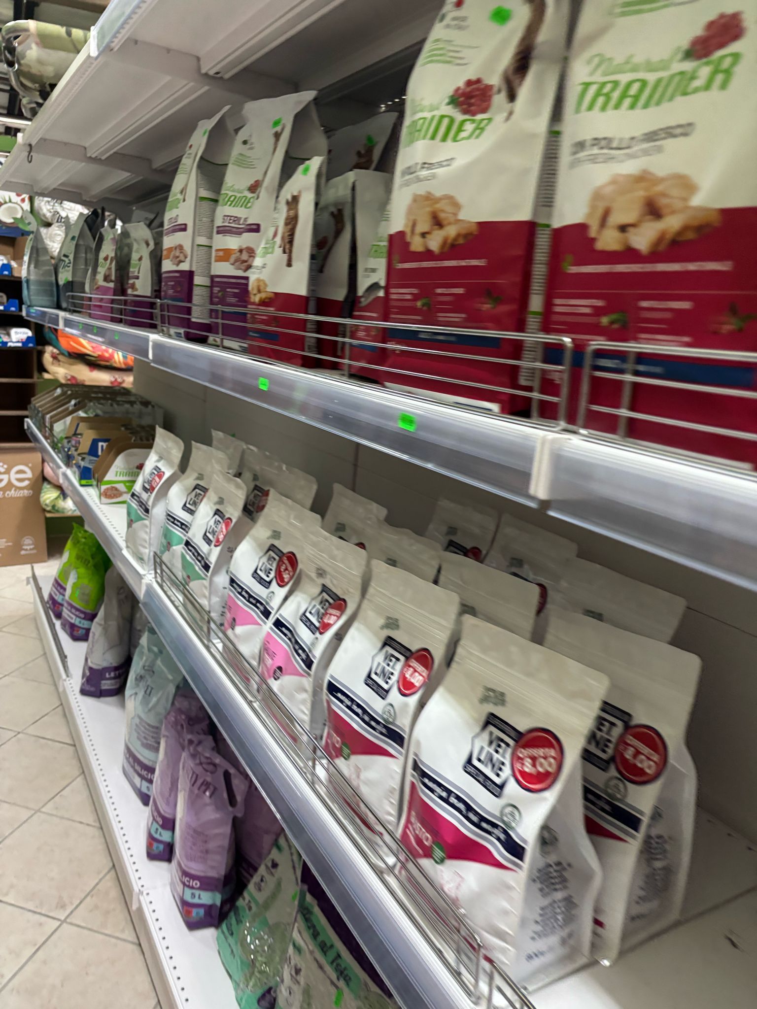 reparto alimentazione gatto