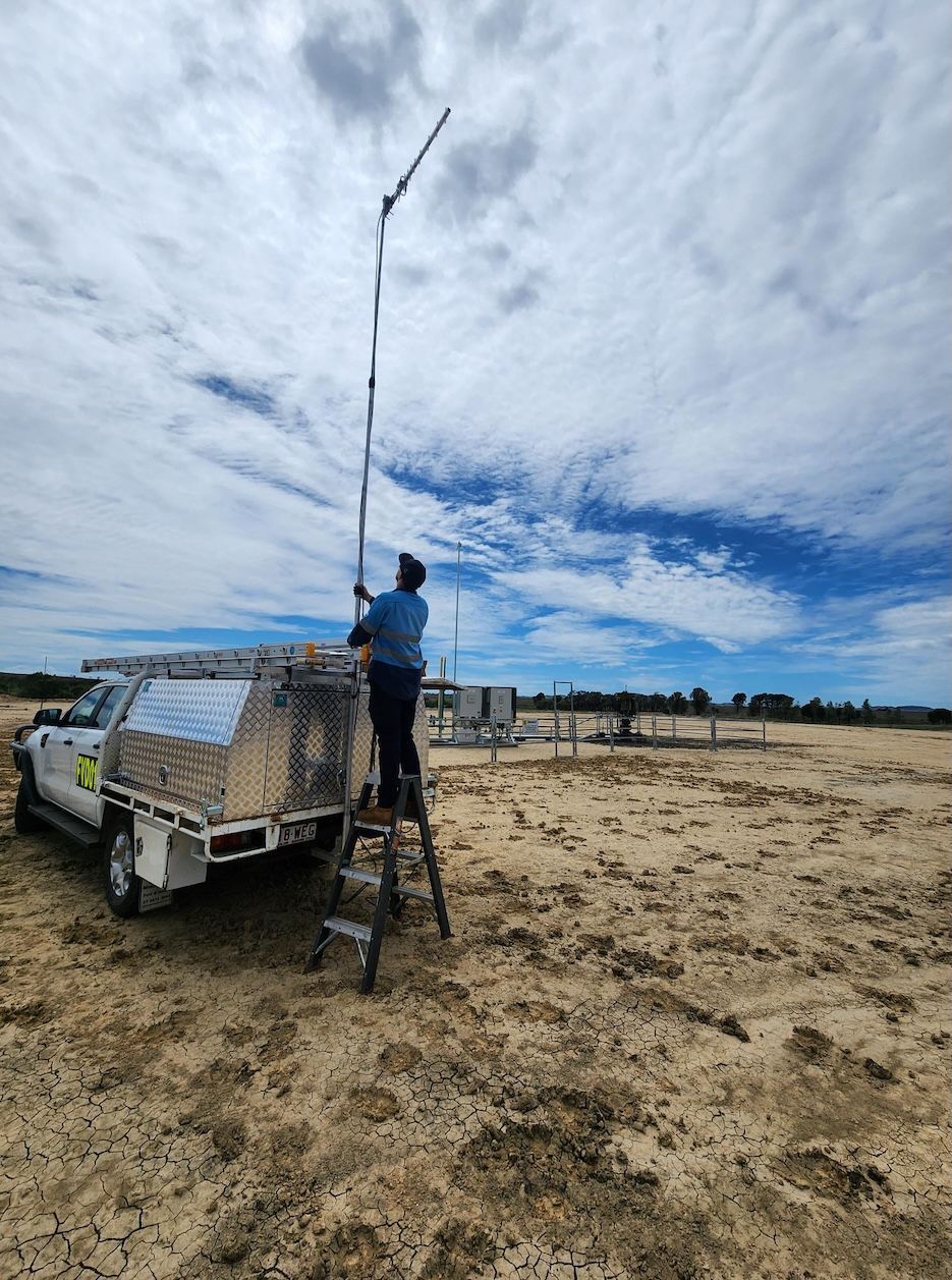 Installing CelFi Tower — Frontier Connect in Kingaroy, QLD