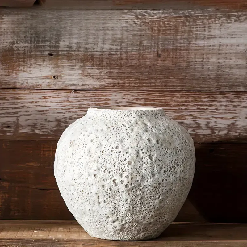 Ceramic vase