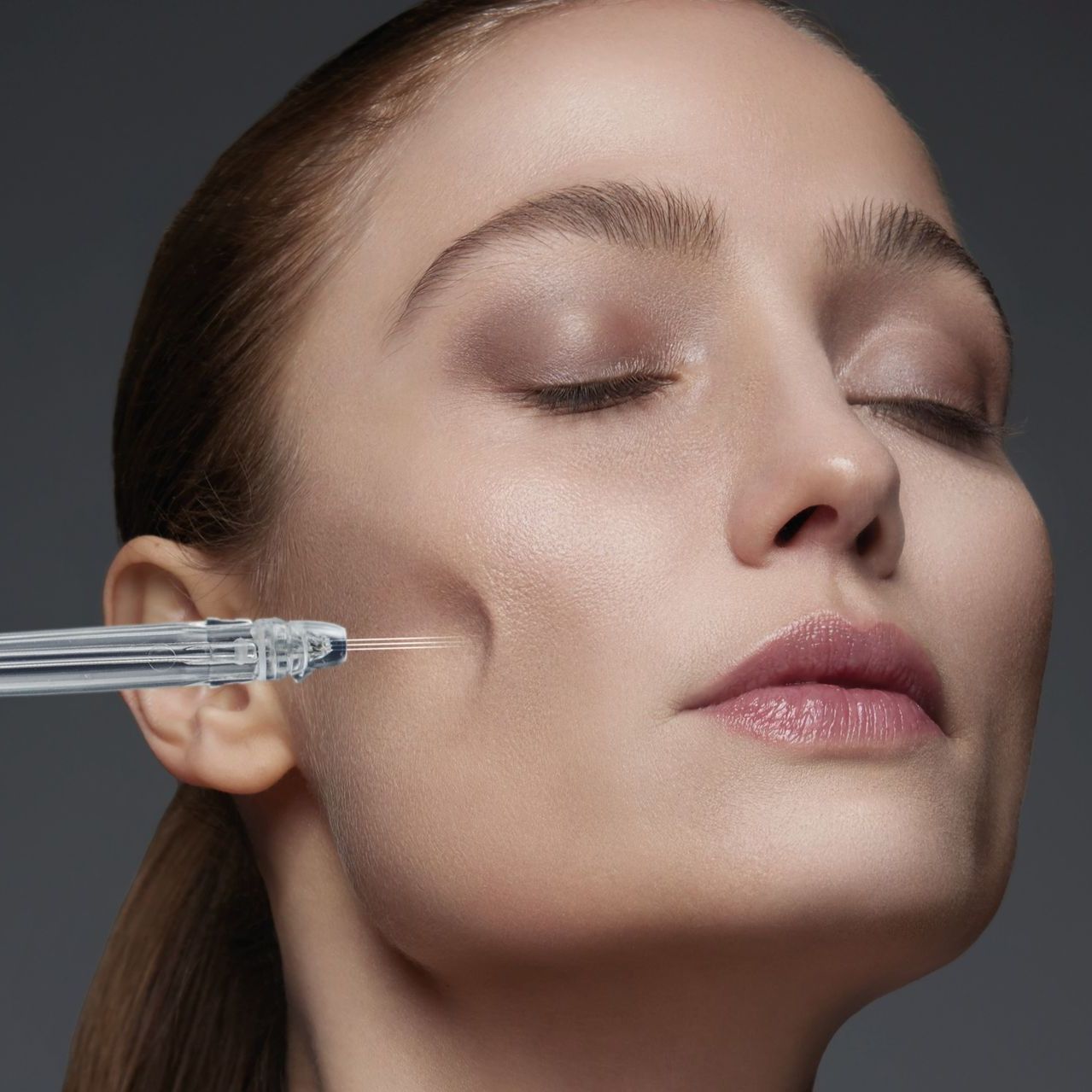 Hydra-Jet hydra peeling and skin improvement