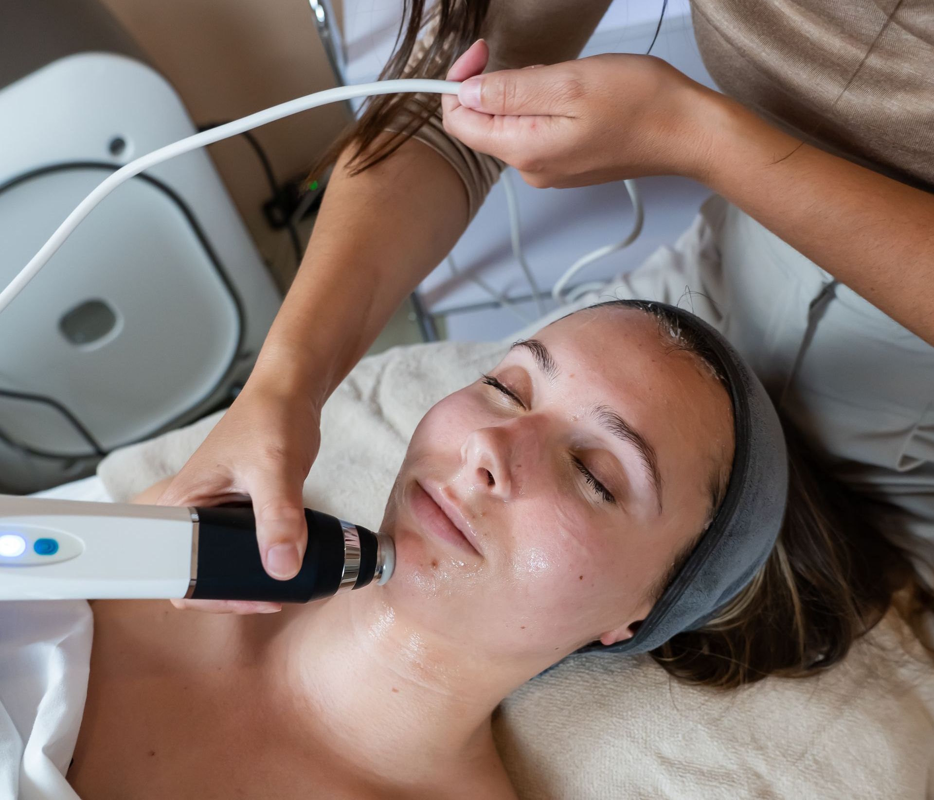 Men receiving complete eye renewal with RadioFrequency