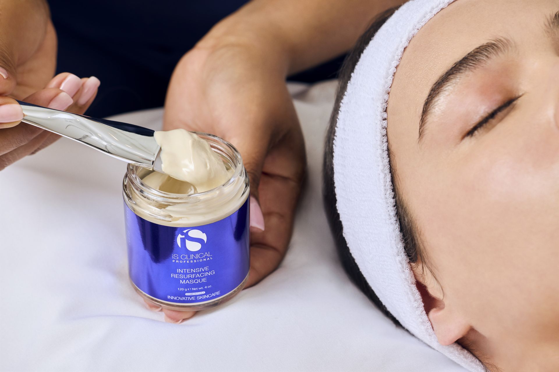 iS Clinical Rejuvenating mask