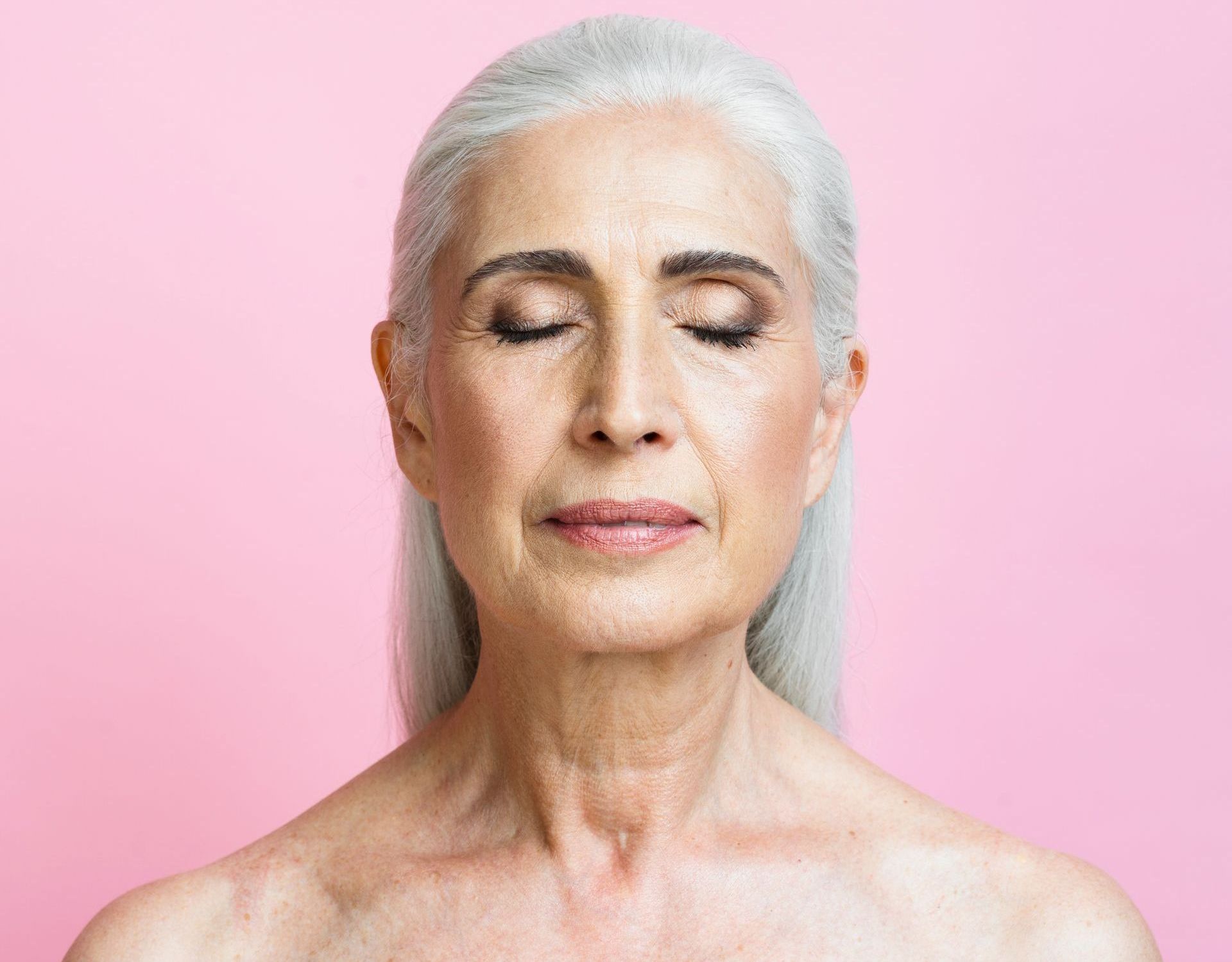 women skin improvement and anti-aging treatment amsterdam