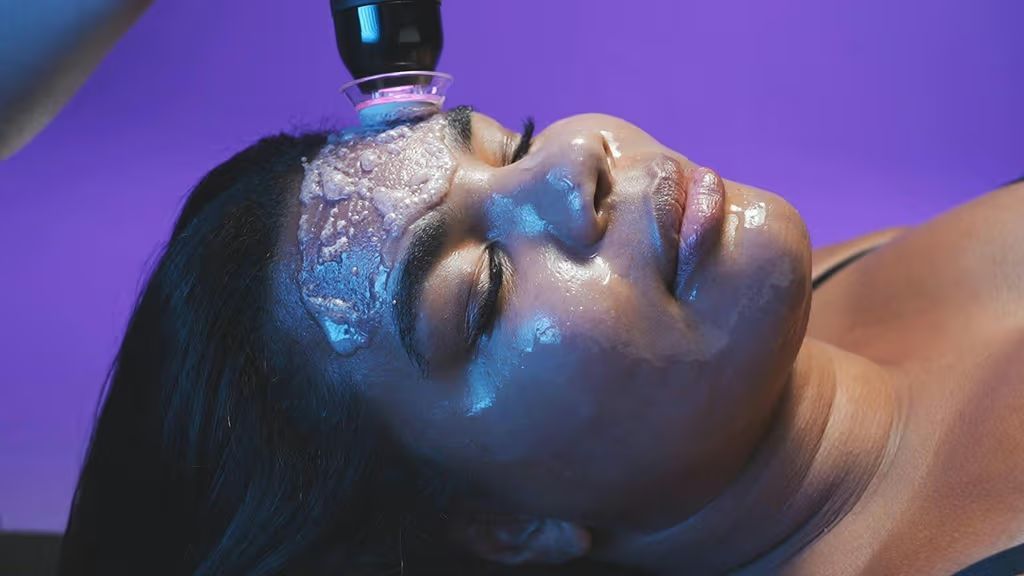 Glo2Facial Oxfoliation for the skin