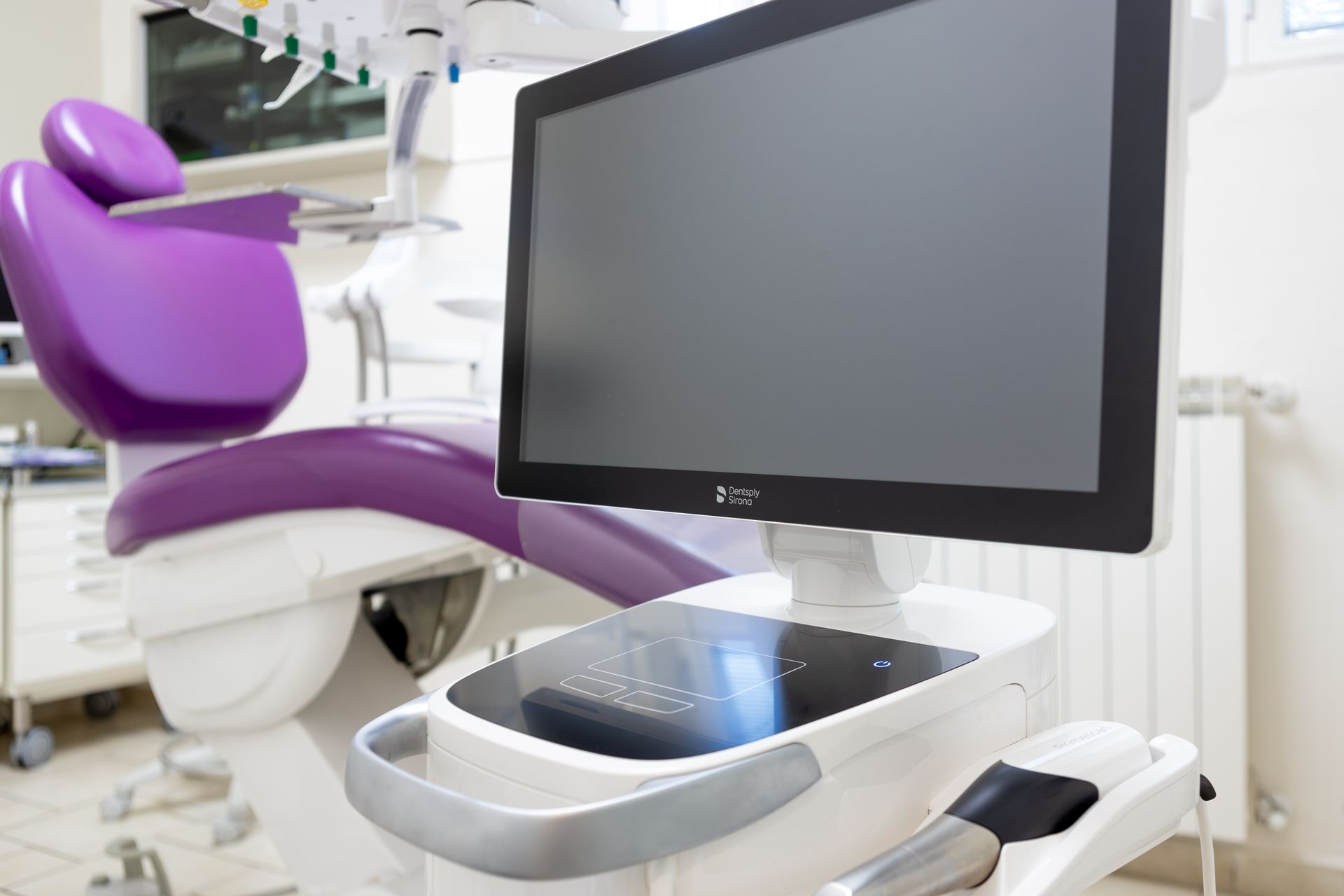 Macchinario per servizi di odontoiatria digitale a Firenze