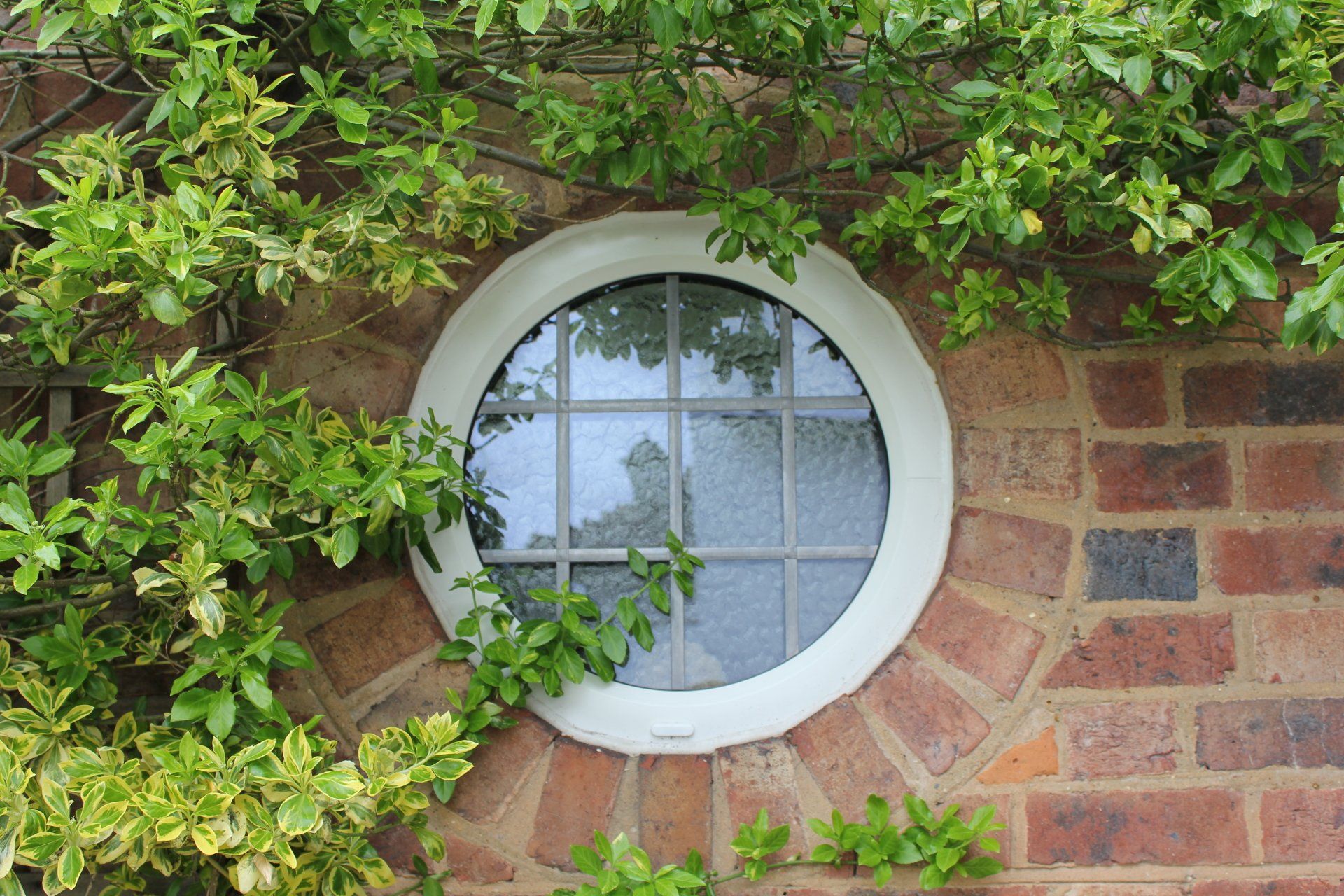PVC window round shape