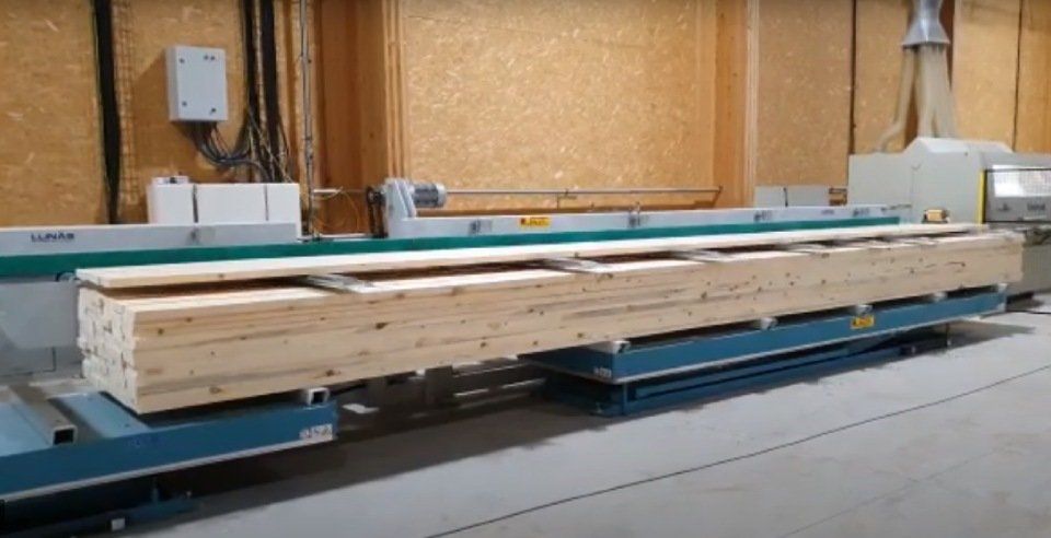 Scaricatore automatico dopo finger-scorniciatrice