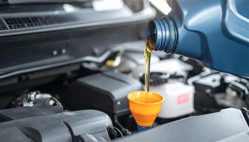 “Oil Recovery” sadarbībā ar “ZAAO” paplašina motoreļļu un eļļas filtru bezmaksas nodošanas iespējas 