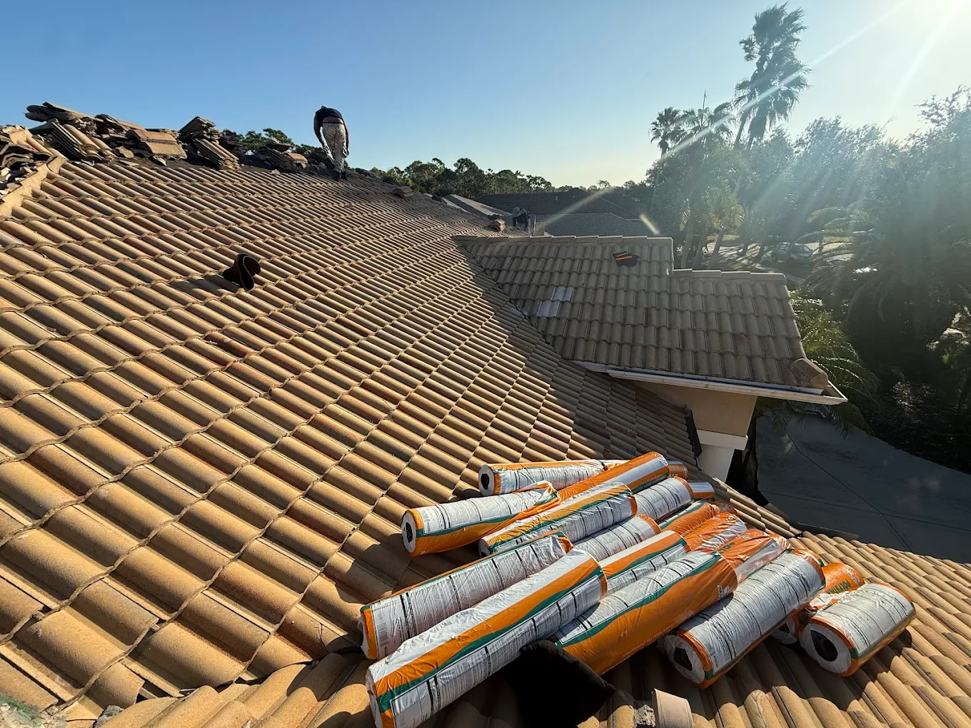 emergency roof repair services Bradenton FL storm damage