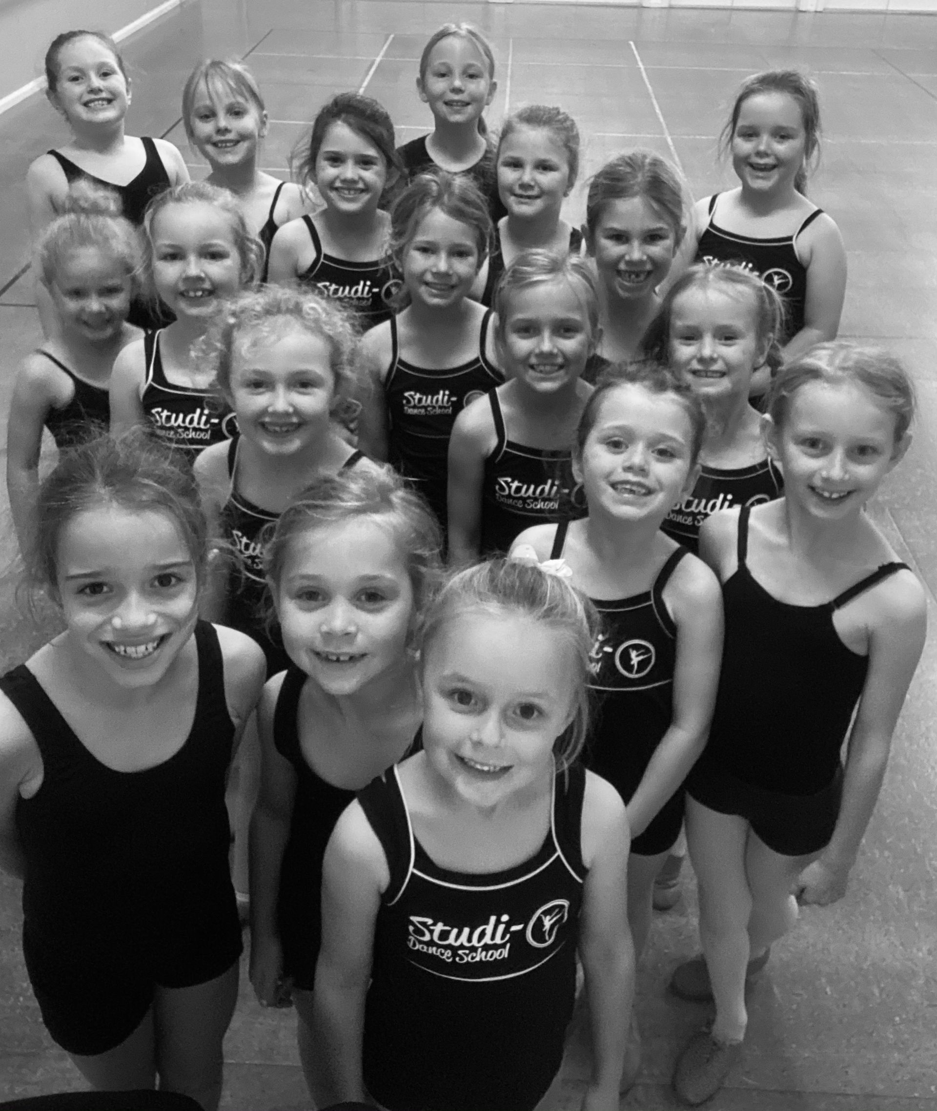 A Group of Young Girls Are Posing for a Picture — Studi-O Dance School In Gateshead, NSW
