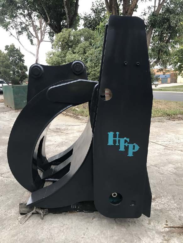 Quick hitch grab saws